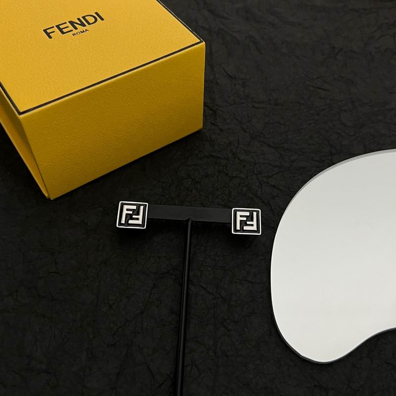 Fendi earring 10lyr26 (24)
