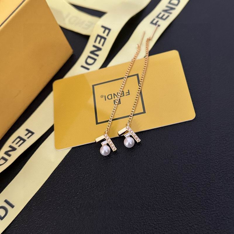Fendi earring 10lyr27 (3)