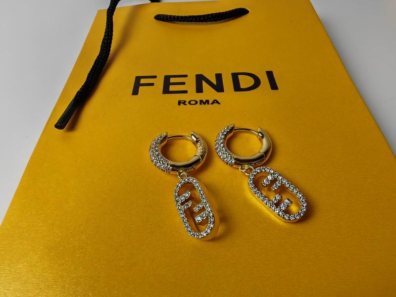 Fendi earring 11lyr32 (4)
