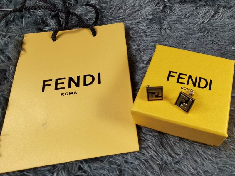 Fendi earring 11lyr38 (1)