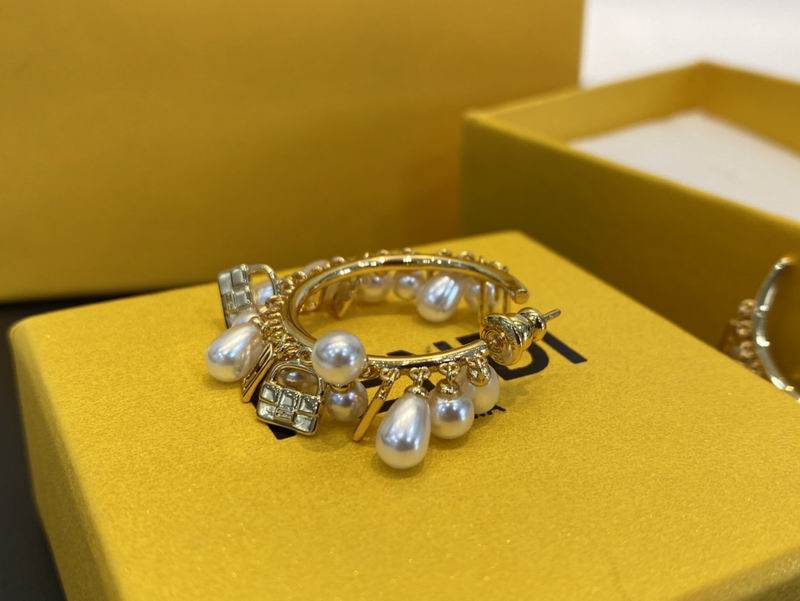 Fendi earring 11lyr42 (5)