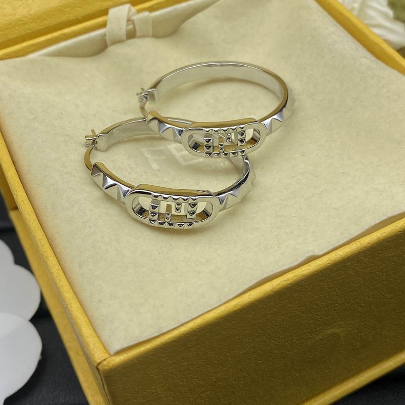 Fendi earring 12lyr49 (4)