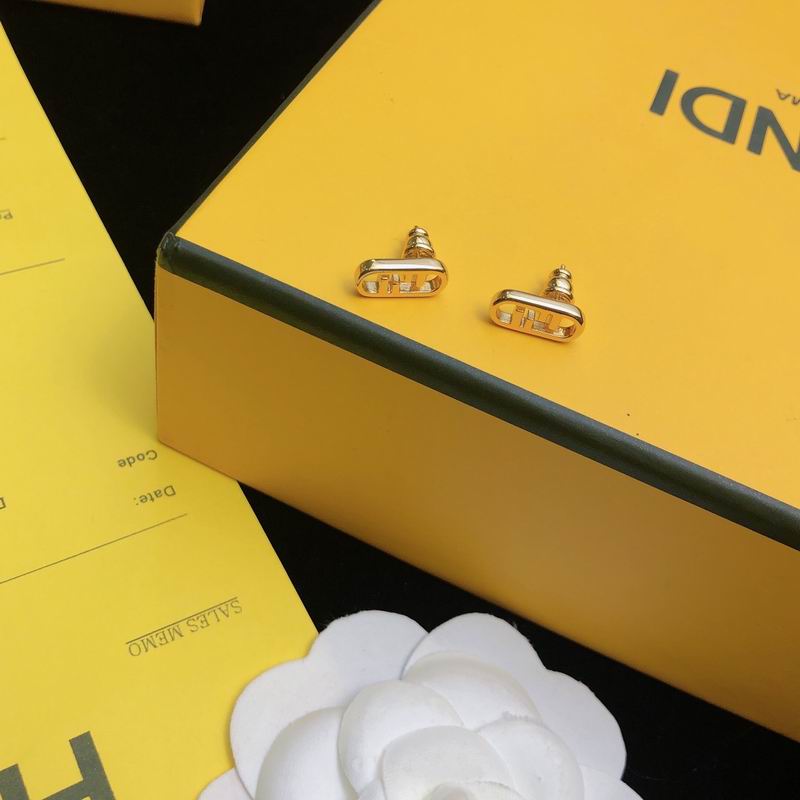 Fendi earring 12lyr50 (5)