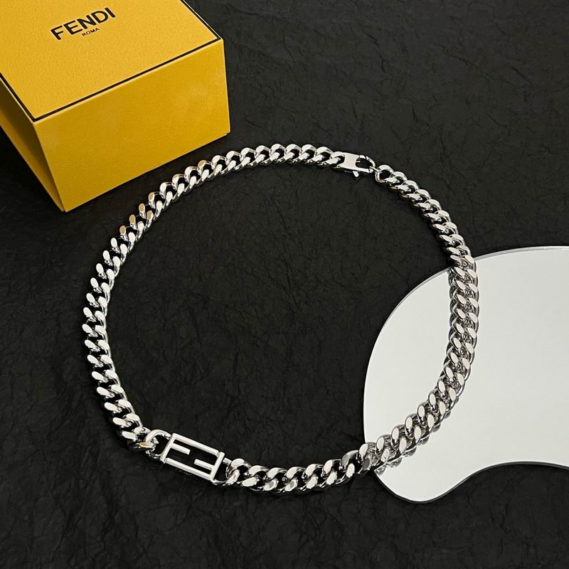 Fendi necklace 10lyr3 (2)