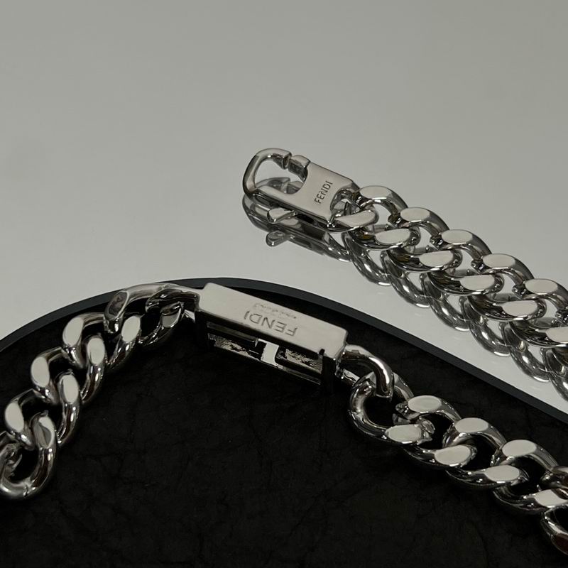 Fendi necklace 10lyr3 (5)