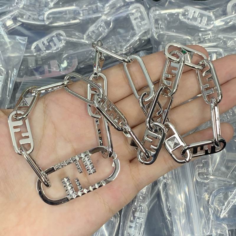 Fendi necklace 11lyr9 (1)