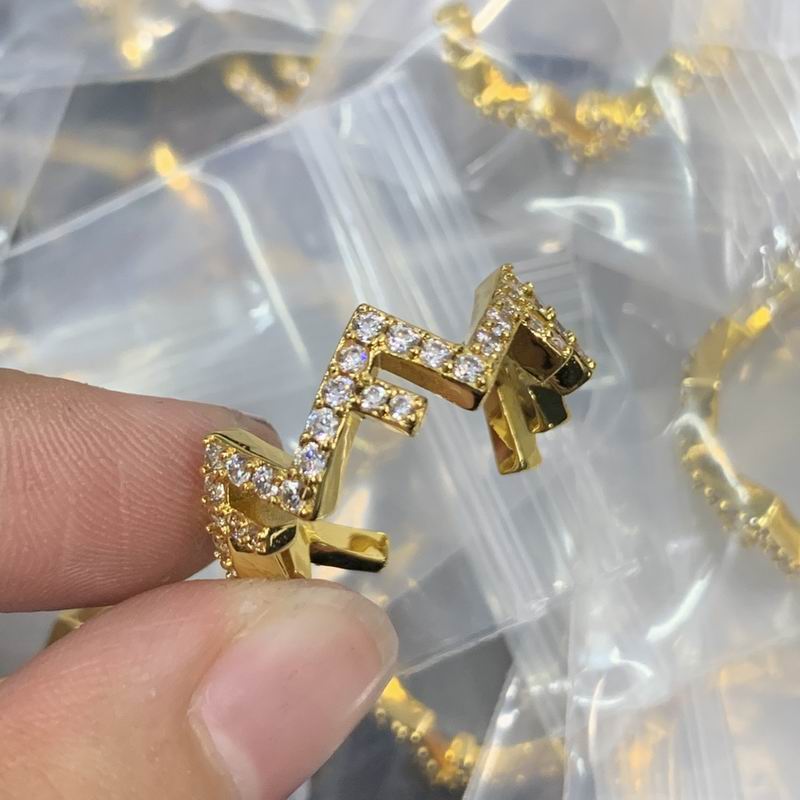 Fendi ring 01lyr18 (1)