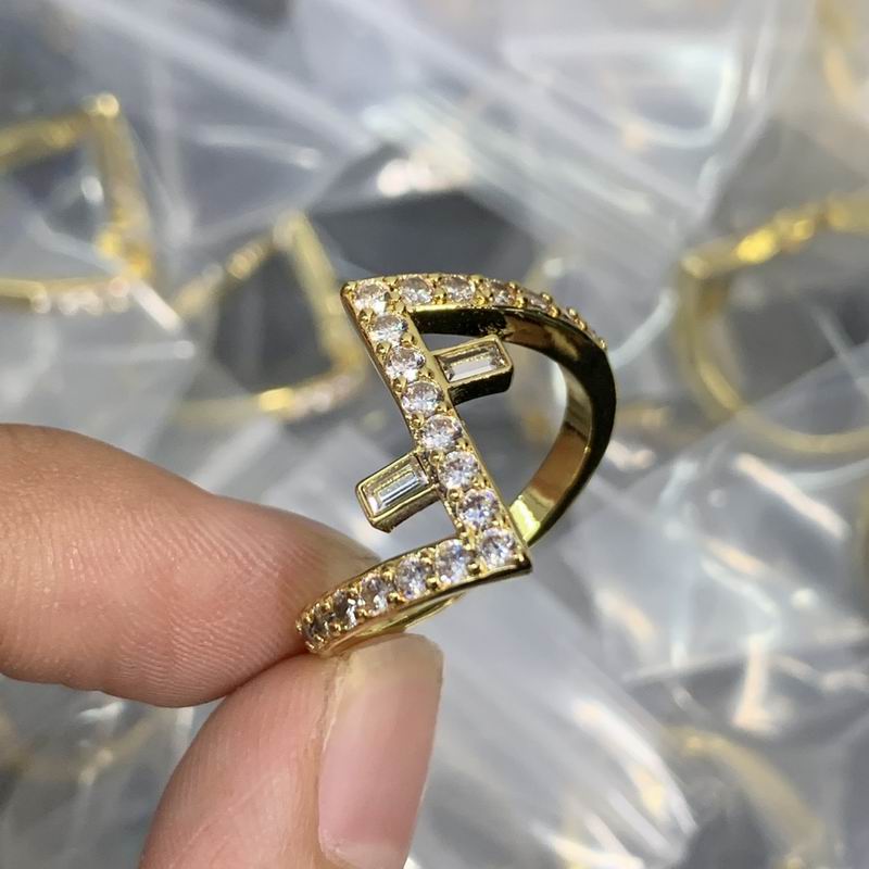 Fendi ring 12lyr10