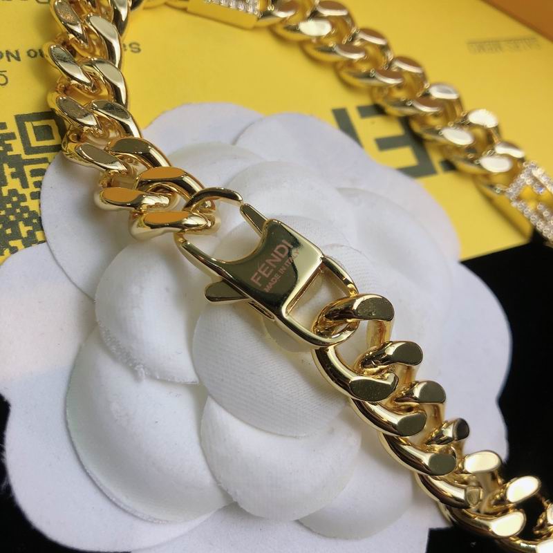 Fendi suits 03lyr8 (7)