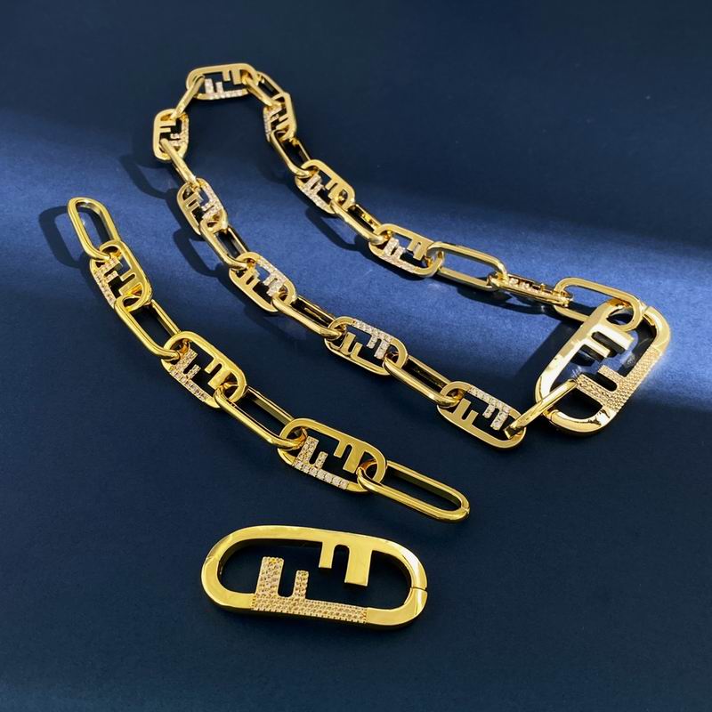 Fendi suits 12lyr3 (2)