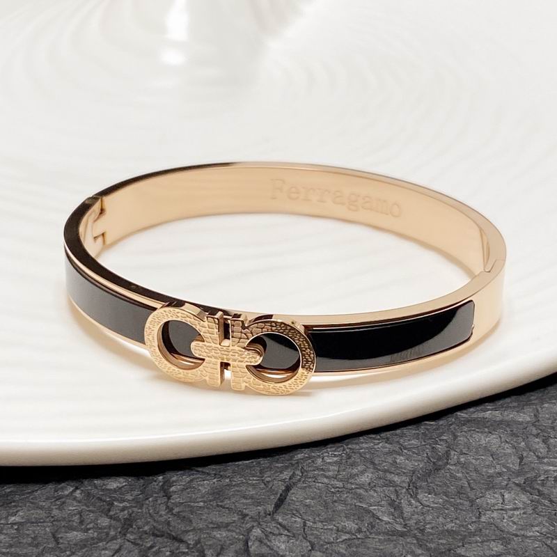 Ferragamo bracelet 10lyr1(2)