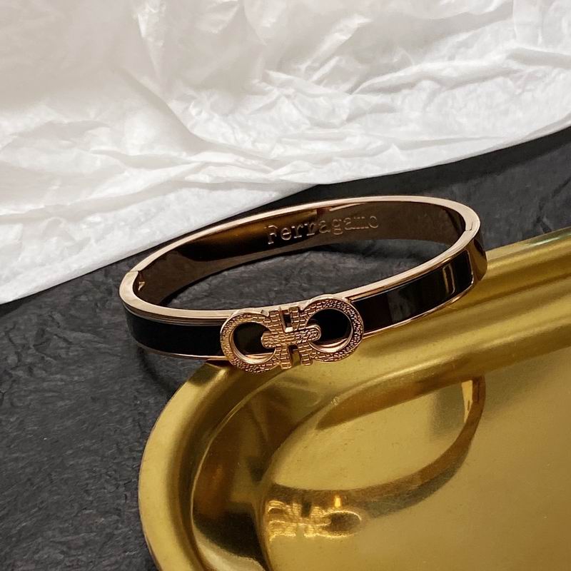 Ferragamo bracelet 10lyr1(5)