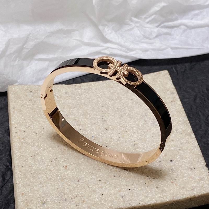 Ferragamo bracelet 1lyr2 (1)