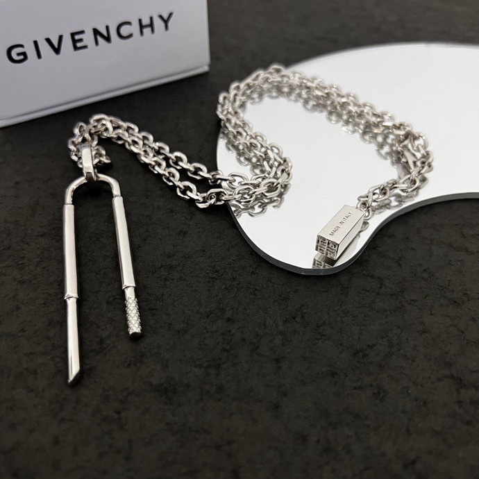 Givenchy necklace 01lyr3(3)