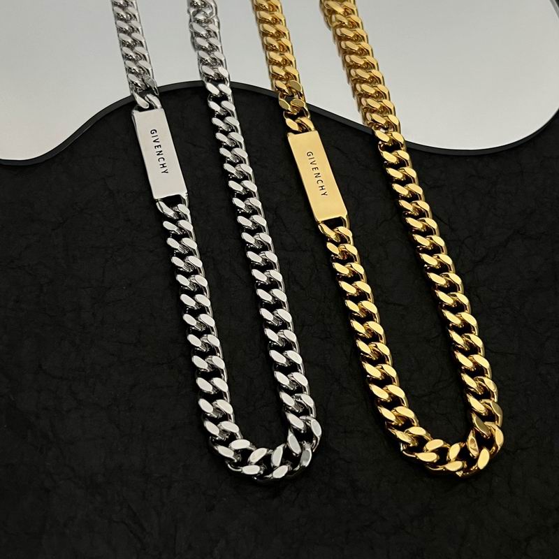 Givenchy necklace 11lyr2 (1)