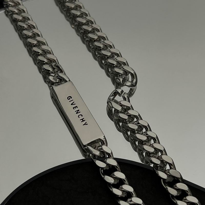 Givenchy necklace 11lyr2 (10)
