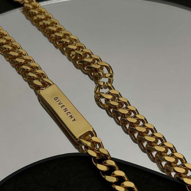 Givenchy necklace 11lyr2 (4)
