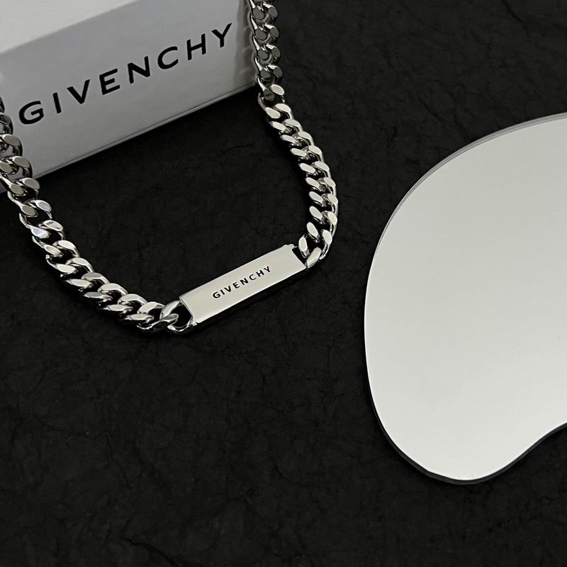 Givenchy necklace 11lyr2 (8)
