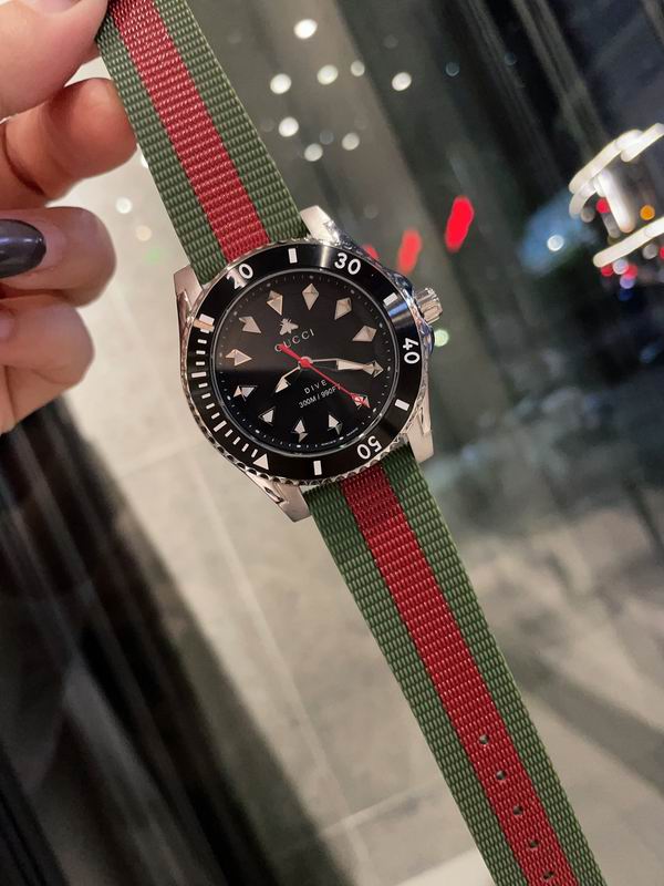 Gucci 40mm 13 (32)