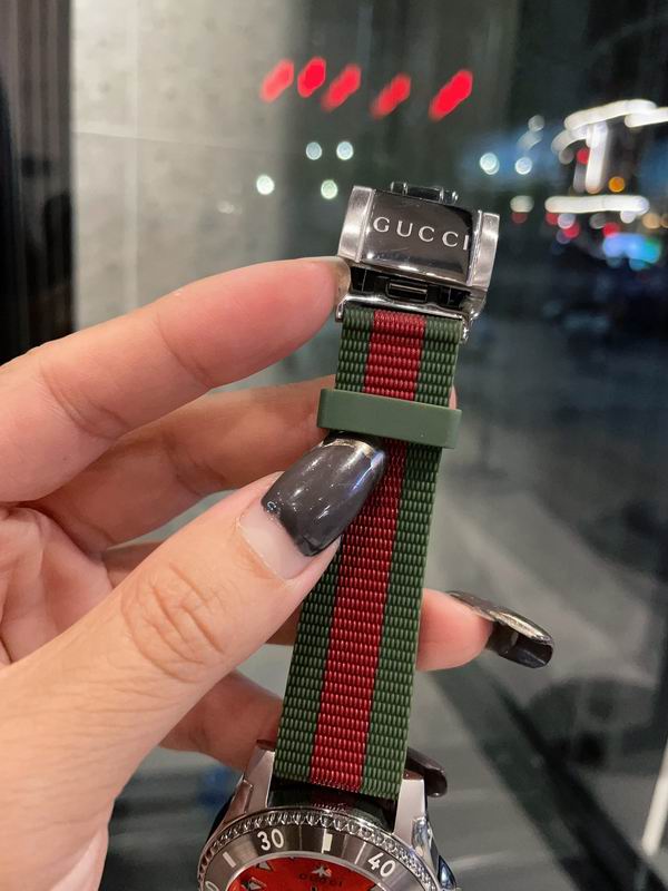 Gucci 40mm 13 (33)