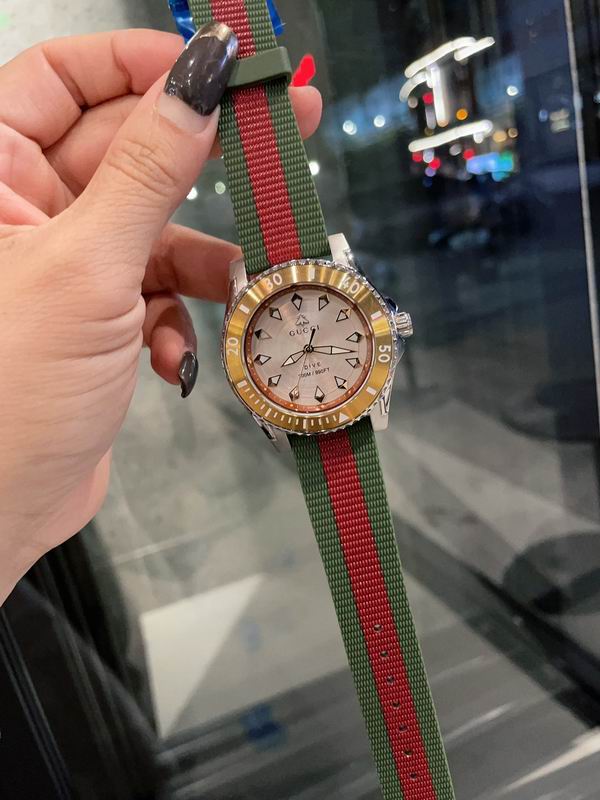 Gucci 40mm 13 (37)