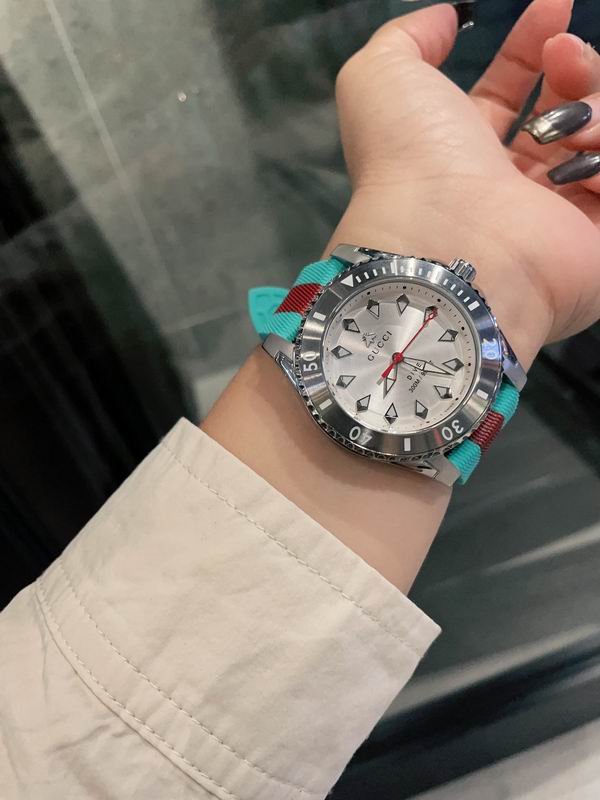 Gucci 40mm 13 (6)