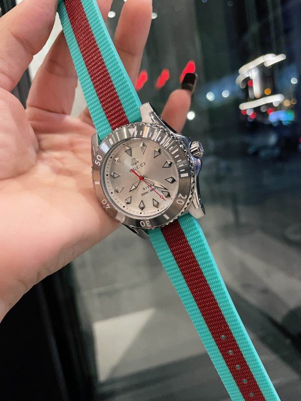 Gucci 40mm 13 (9)
