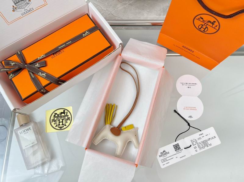 HERMES keyring lyh3 (2)