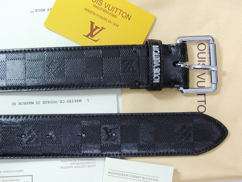 LV belt LB   (121)