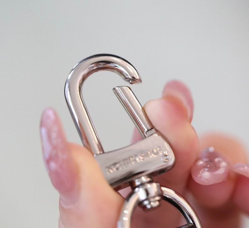 LV keyring lyh12 (5)