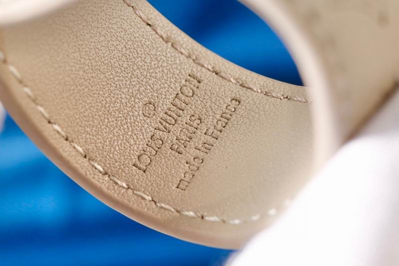 LV keyring lyh156 (9)