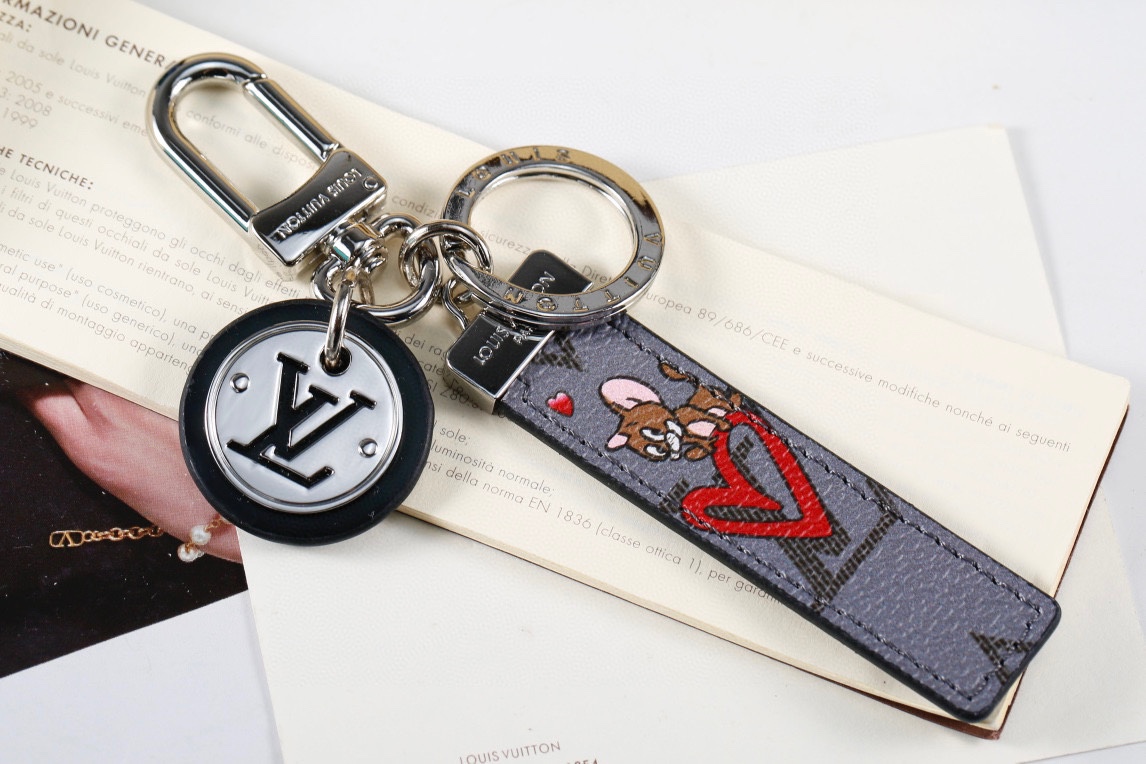 LV keyring lyh177 (1)