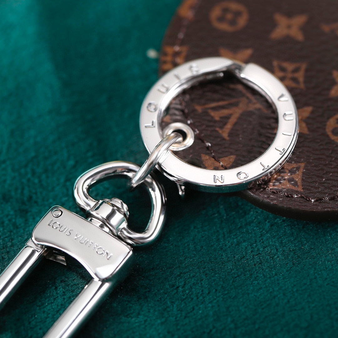 LV keyring lyh191 (9)