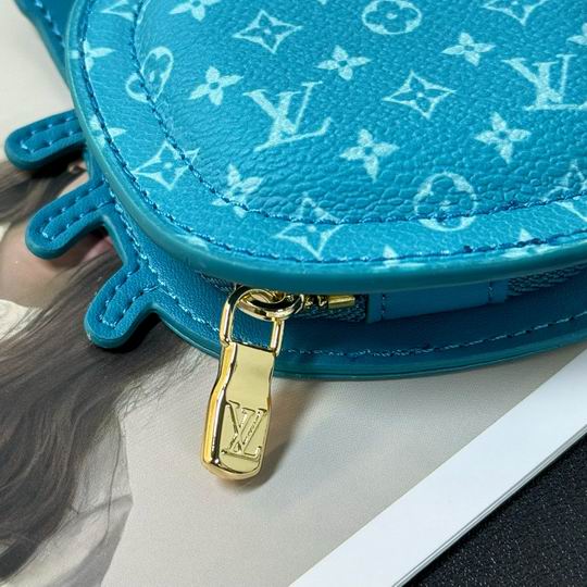 LV keyring lyh218 (23)