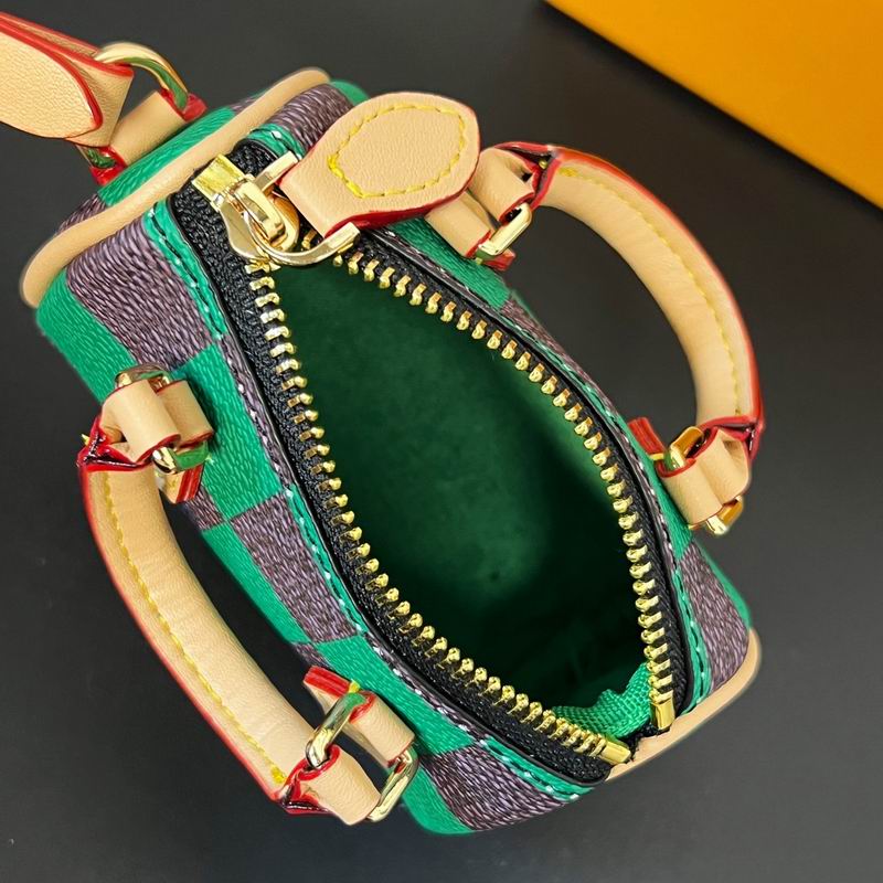 LV keyring lyh30 (6)