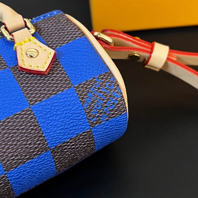 LV keyring lyh31 (9)