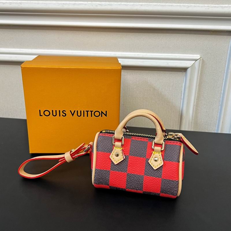 LV keyring lyh33 (1)