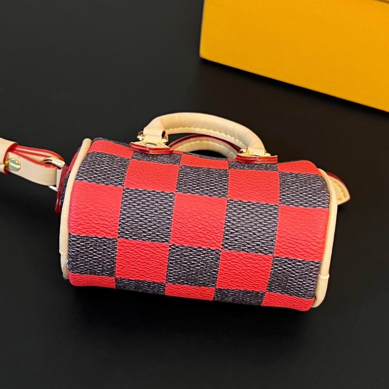 LV keyring lyh33 (6)