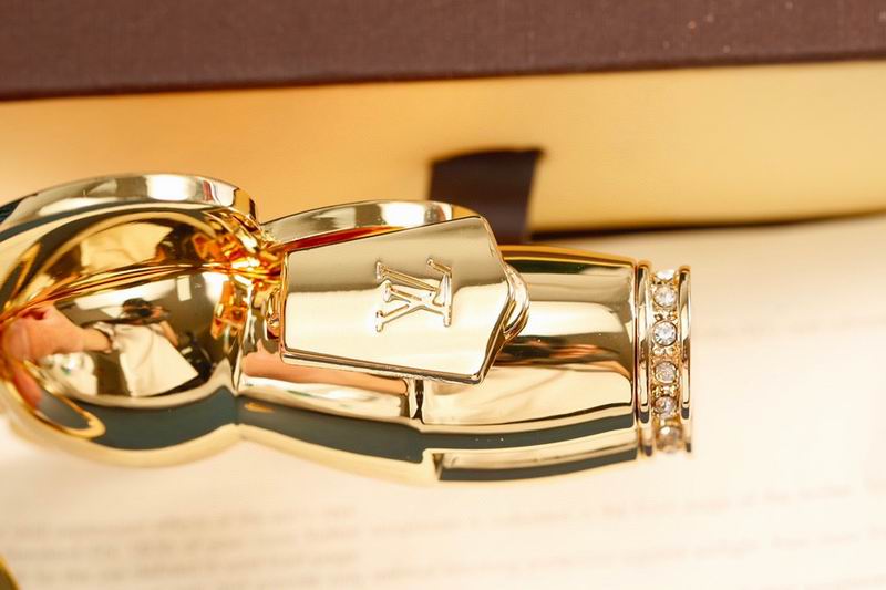 LV keyring lyh50 (4)