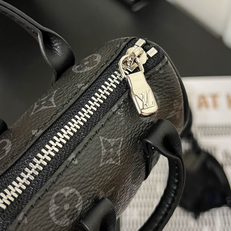 LV keyring lyh65 (9)