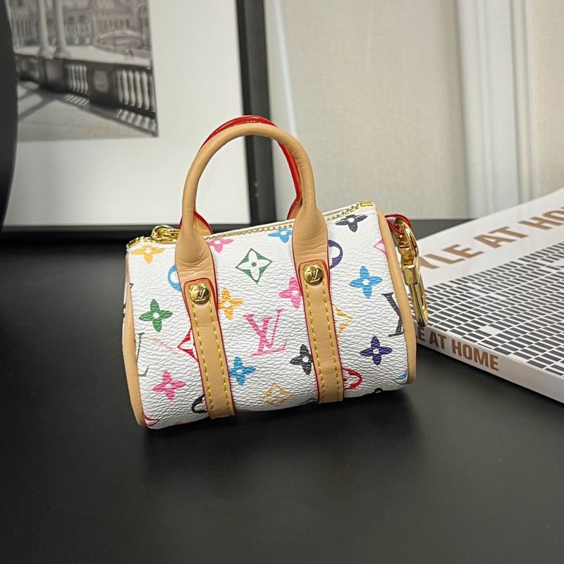 LV keyring lyh69 (4)