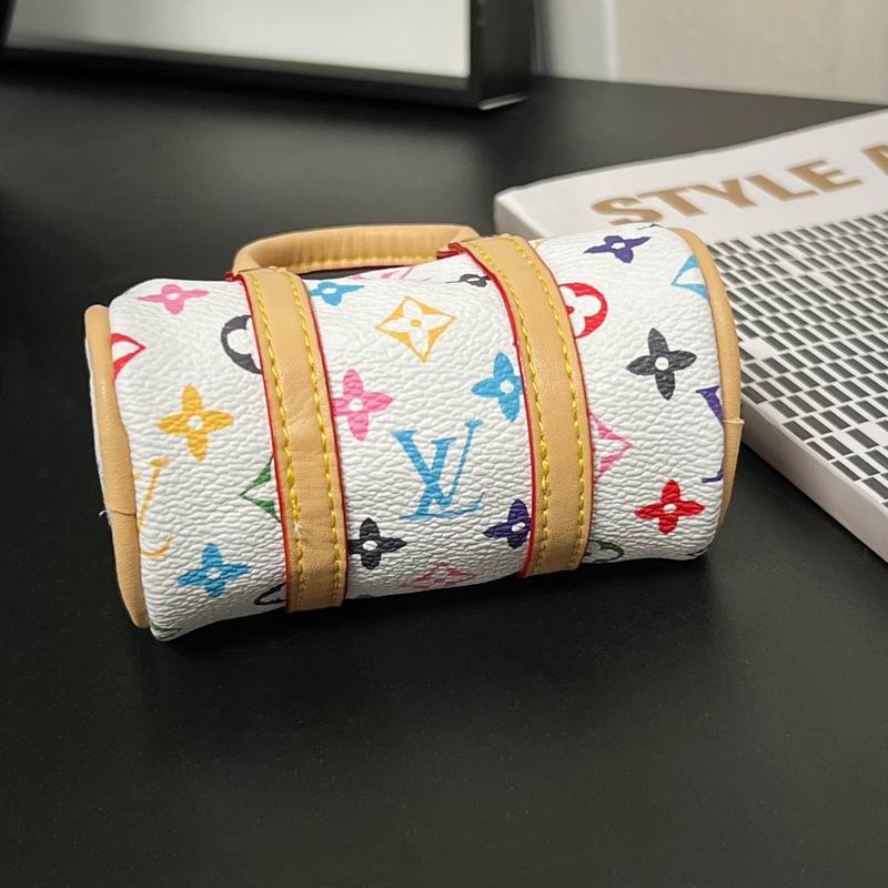 LV keyring lyh69 (8)