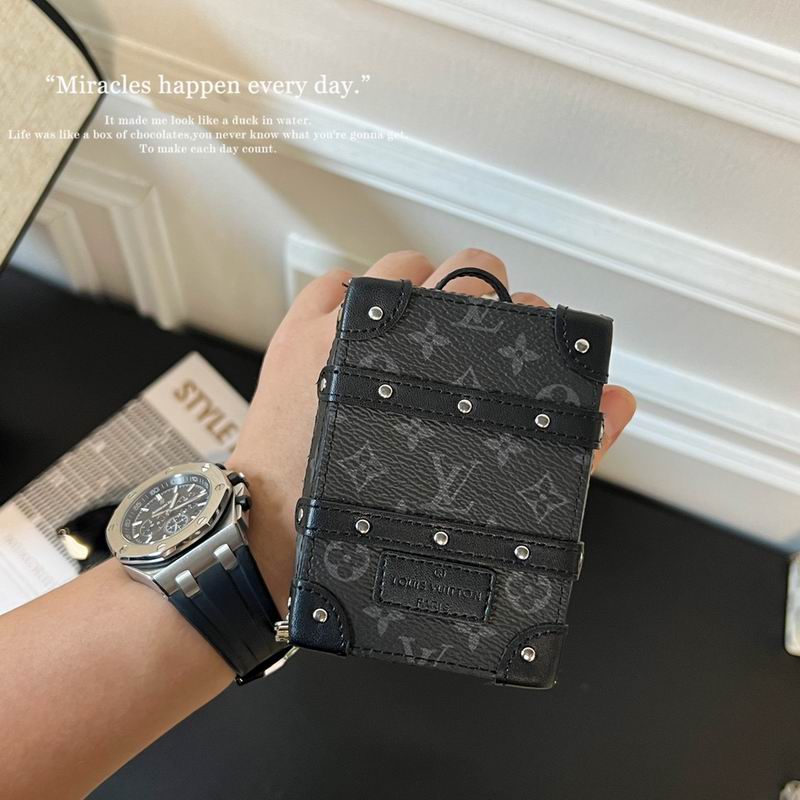 LV keyring lyh84 (3)