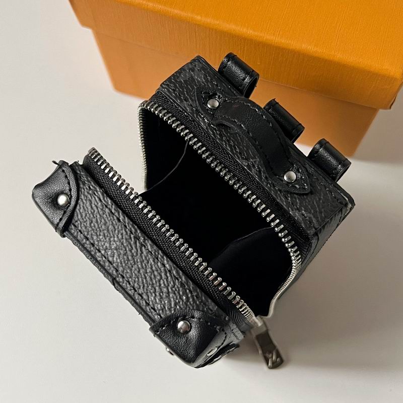 LV keyring lyh84 (8)