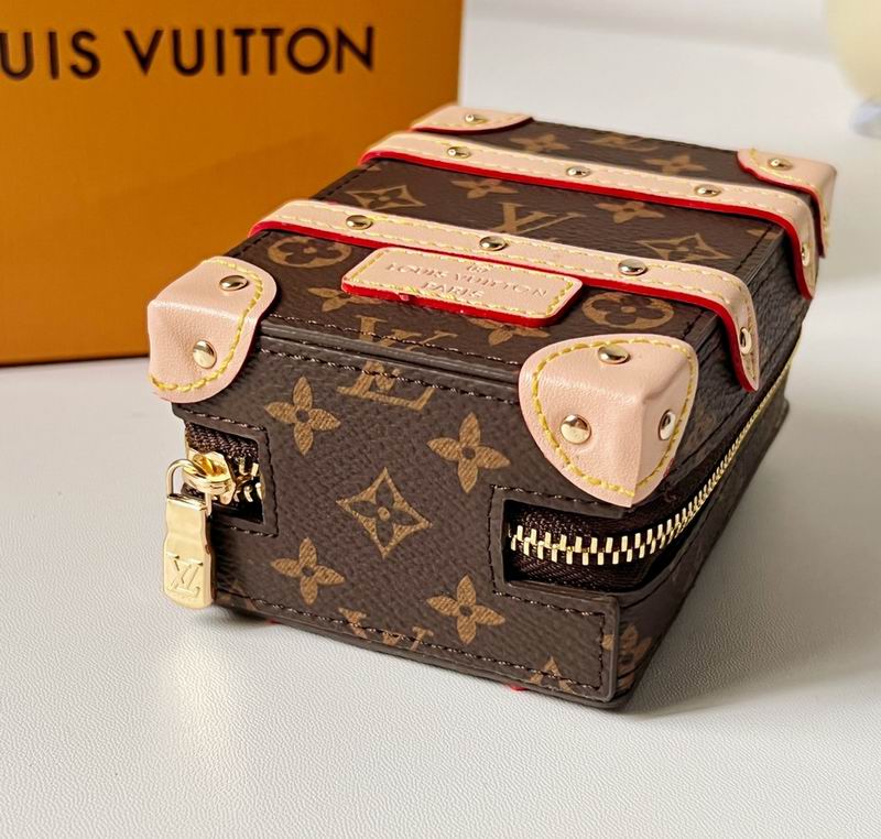 LV keyring lyh86 (9)