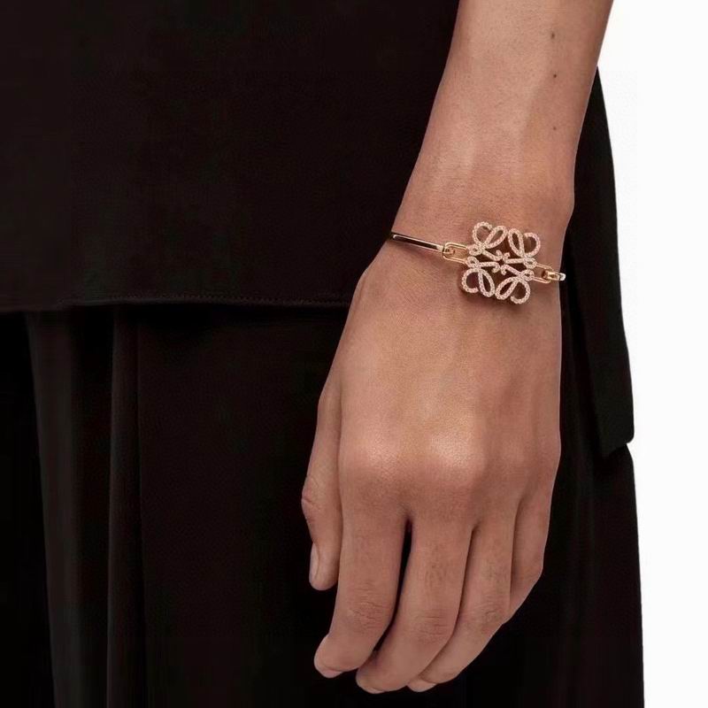 Loewe bracelet 10lyw2 (4)