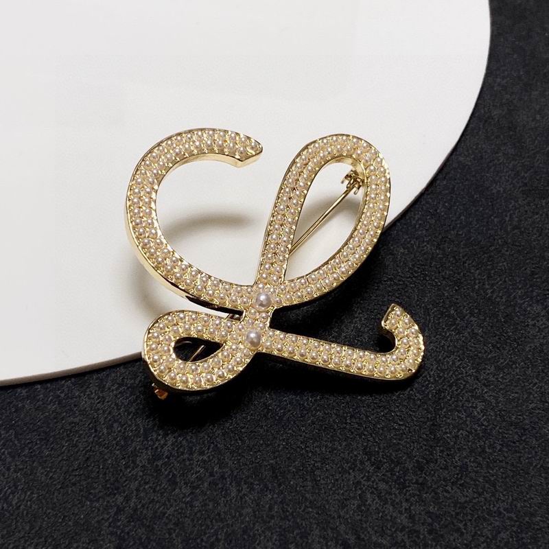 Loewe brooch 09lyw2 (5)
