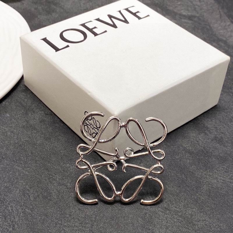 Loewe brooch 10lyw4 (9)