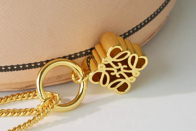 Loewe necklace 09lyw3 (7)