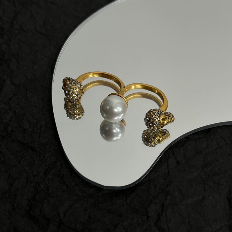 McQueen ring 01lyx1 (3)